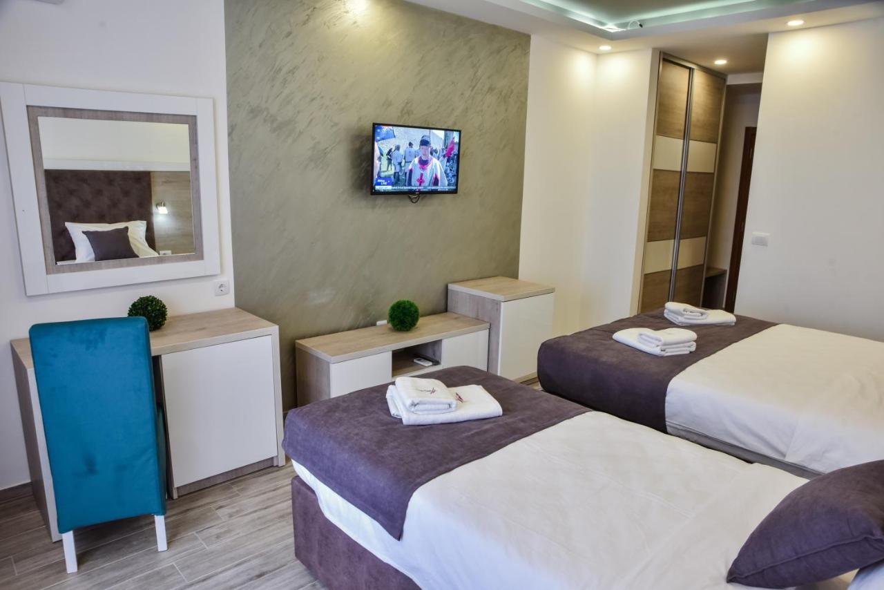 Heaven Lux Ulcinj Hotel Exterior foto