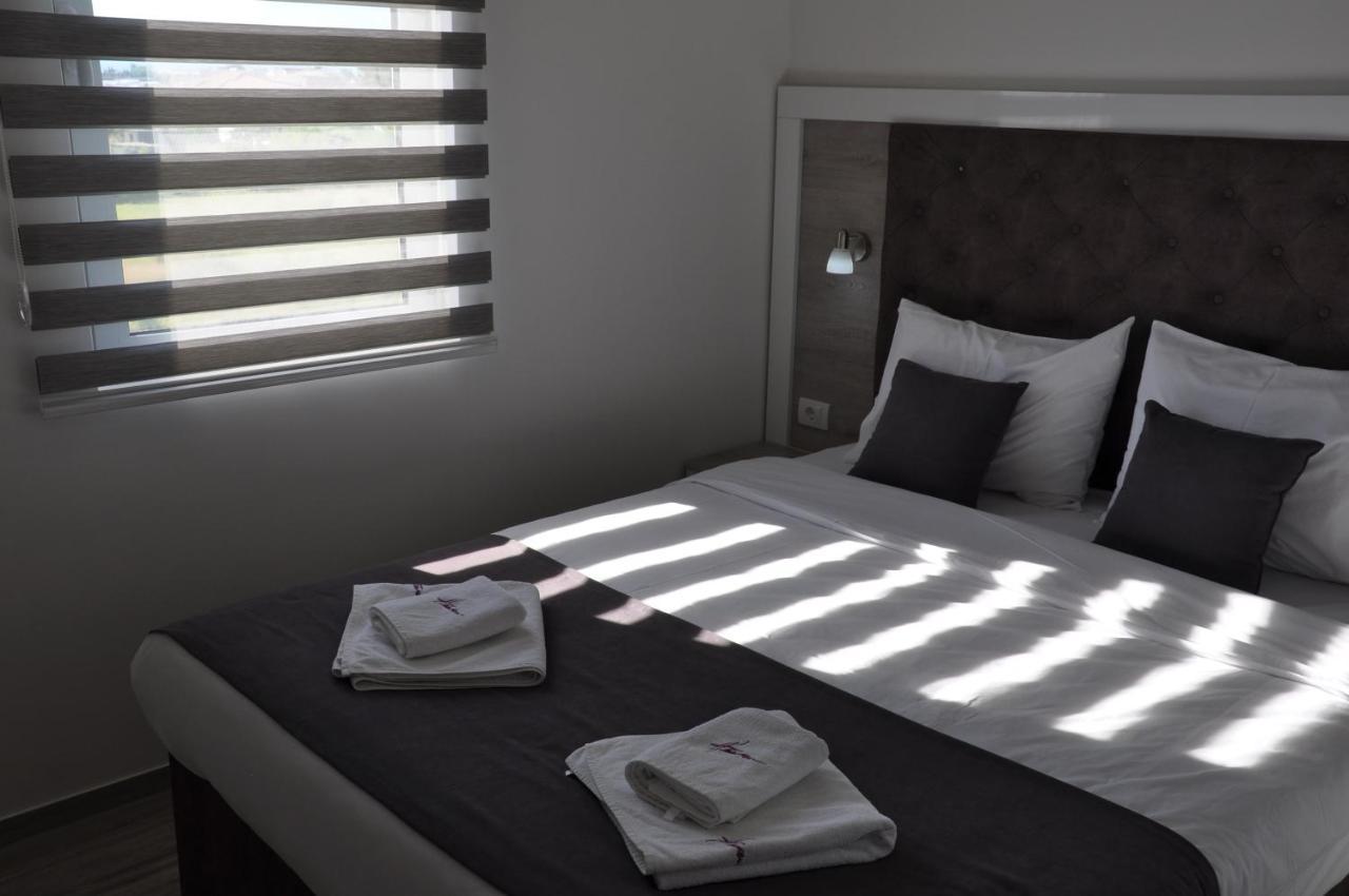 Heaven Lux Ulcinj Hotel Exterior foto