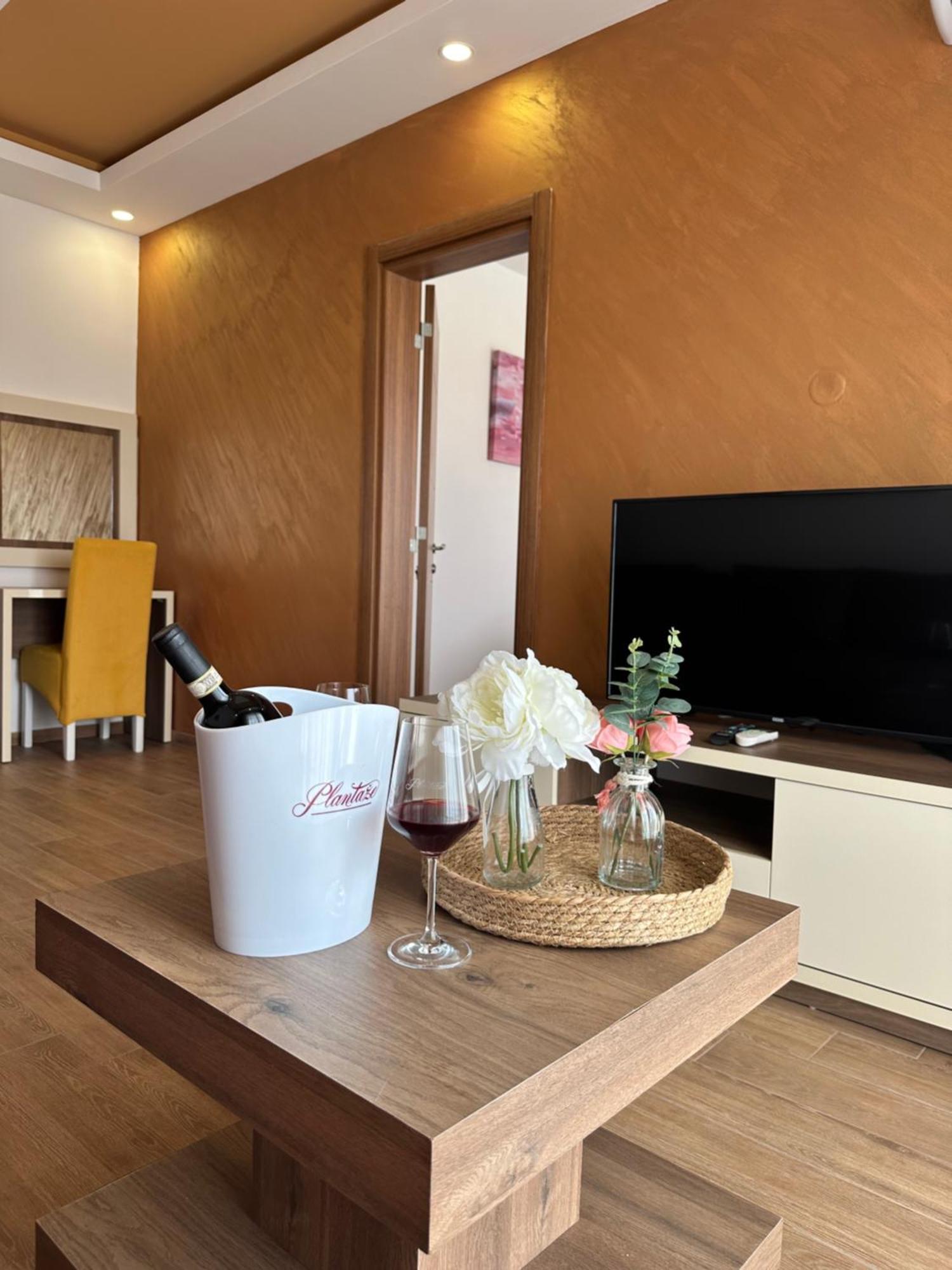 Heaven Lux Ulcinj Hotel Exterior foto